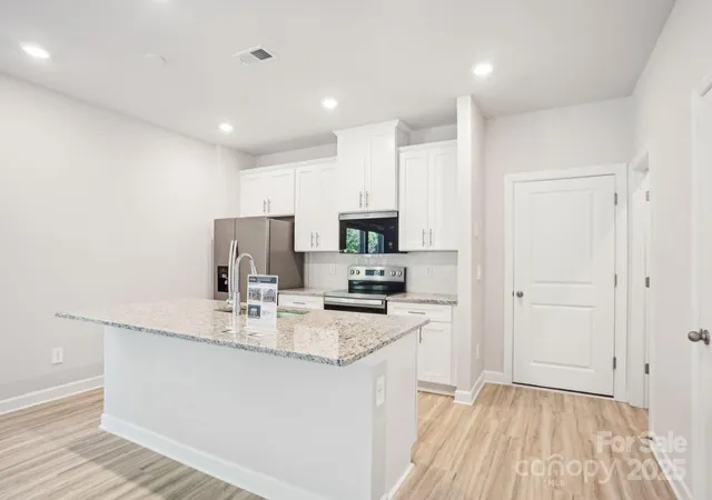 Photo 3 of Sale Pending at 105 Ciara Pl #E, Mooresville, NC 28115 | MLS# 4311417 | Listing updated on 2026-09-15