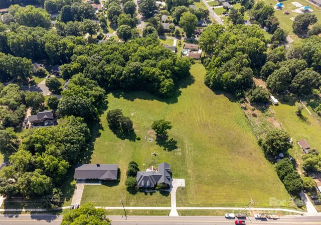 1st image of 1410 Oakwood Ave, Kannapolis, NC 28081 | MLS# 4311577