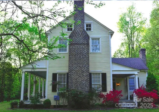 Photo 3 of Single family home for sale at 3075 Lin Oaks Pl, Kannapolis, NC 28081 | MLS# 4311765 | Listing updated on 2026-07-29