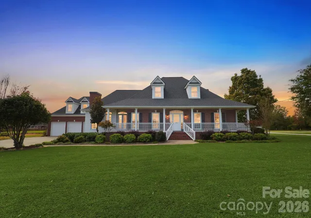 1st image of 1004 Brockman Rd, Greer, SC 29651 | MLS# 4312063