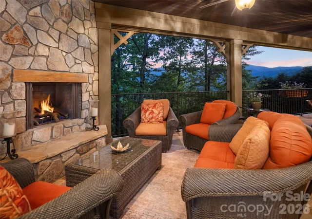 Photo 3 of Single family home for sale at 5 Rock Vista Way, Arden, NC 28704 | MLS# 4312341 | Listing updated on 2026-08-26