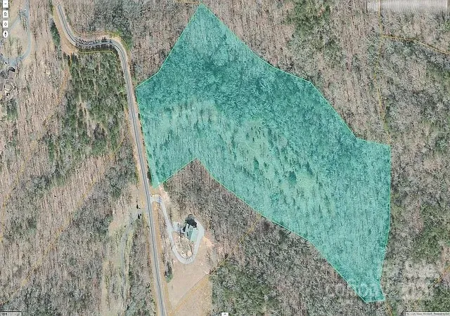 6th image of 45 45a N Park Ln, Mill Spring, NC 28756 | MLS# 4312342