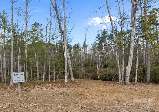 Photo 3 of Land for sale at 423 Moraine Ct #626, Asheville, NC 28803 | MLS# 4313470 | Listing updated on 2025-12-29