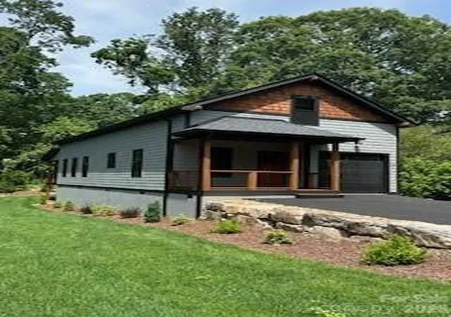 3rd image of 203 2 S Oconeechee Ave, Black Mountain, NC 28711 | MLS# 4313516