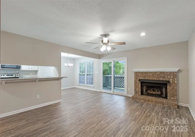 3rd image of 5867 Harris Grove Ln, Charlotte, NC 28212 | MLS# 4313564