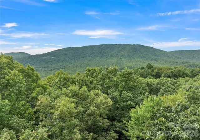 Photo 2 of Single family home for sale at 812 Crab Creek Rd, Hendersonville, NC 28739 | MLS# 4313649 | Listing updated on 2026-10-29