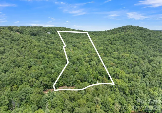 Single family home for sale at 812 Crab Creek Rd, Hendersonville, NC 28739 | MLS# 4313649