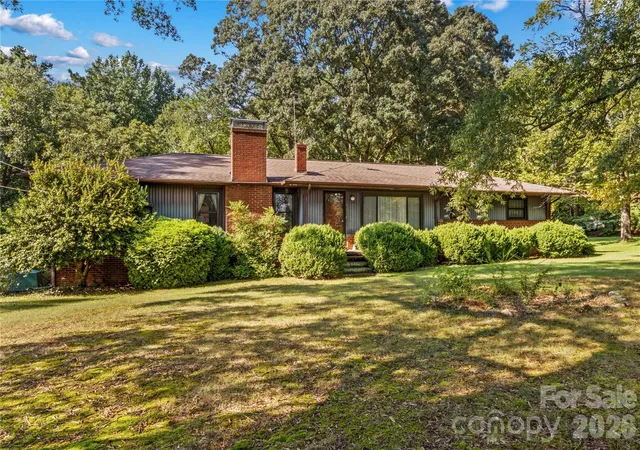 Photo 1 of Single family home for sale at 265 Rocky River Rd, Mooresville, NC 28115 | MLS# 4313761 | Listing updated on 2026-09-22