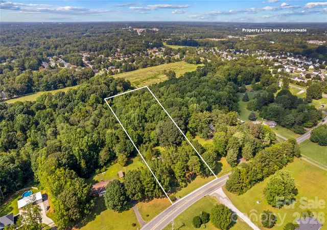 Photo 3 of Single family home for sale at 265 Rocky River Rd, Mooresville, NC 28115 | MLS# 4313761 | Listing updated on 2026-09-22
