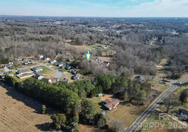 Homes for sale in Newton, NC | 1625 Summerlin Pl, Newton, NC 28658 | MLS# 4313905