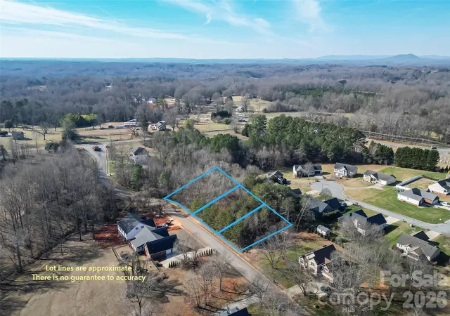 Homes for sale in Newton, NC | 1625 Summerlin Pl, Newton, NC 28658 | MLS# 4313905