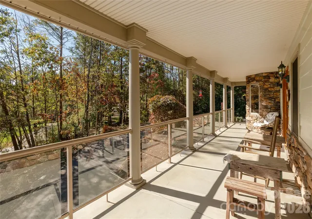 Homes for sale in Hendersonville, NC | 1510 Chestnut Gap Rd, Hendersonville, NC 28792 | MLS# 4314320