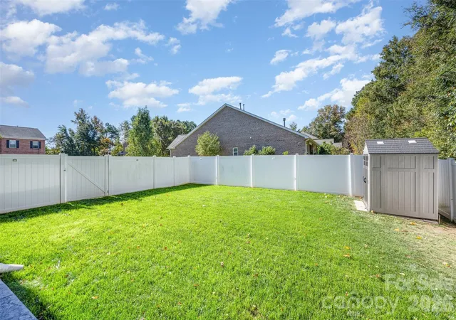Homes for sale in Rock Hill, SC | 1655 Durant Dr, Rock Hill, SC 29732 | MLS# 4314632