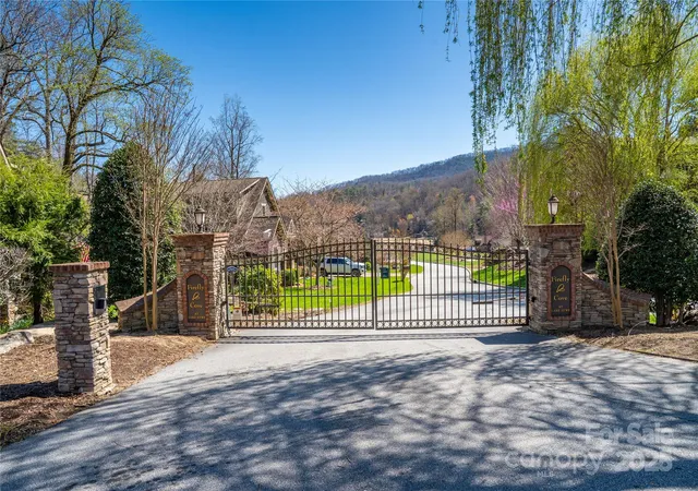 4th image of 126 Kellerman Pt #43, Lake Lure, NC 28746 | MLS# 4314977