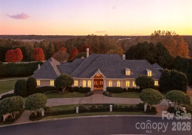 Photo 2 of Mansion for sale at 3619 Links Dr Ne, Conover, NC 28613 | MLS# 4315421 | Listing updated on 2026-10-01