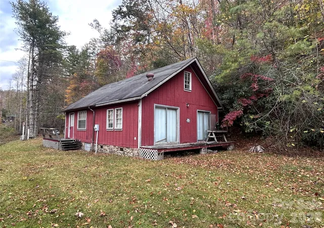 Photo 3 of Single family home for sale at 362 Melton Branch Rd #A1-A6, Bakersville, NC 28705 | MLS# 4315469 | Listing updated on 2026-10-13