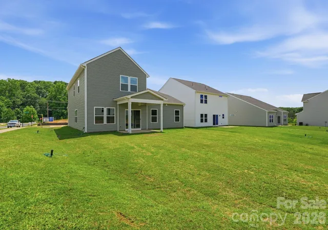 Homes for sale in Newton, NC | 954 Leyna Ct, Newton, NC 28658 | MLS# 4315832