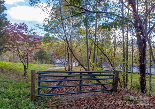 2nd image of 8125 Ellijay Rd, Franklin, NC 28734 | MLS# 4315841