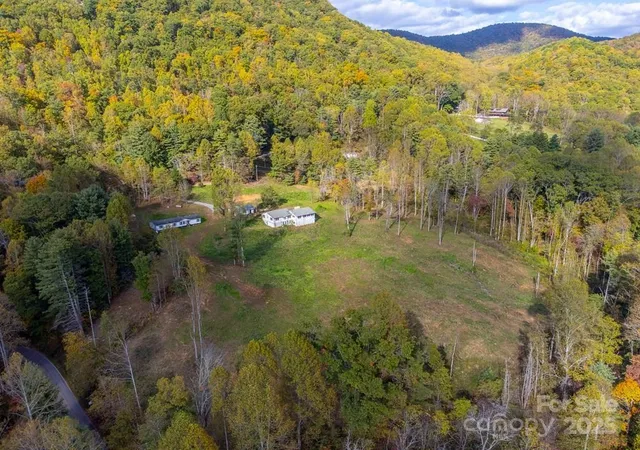 3rd image of 8125 Ellijay Rd, Franklin, NC 28734 | MLS# 4315841