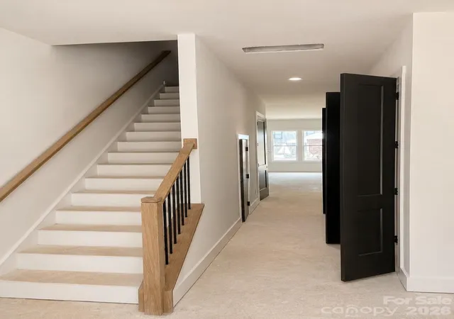 4th image of 3922 Sarah Dr, Charlotte, NC 28217 | MLS# 4315843