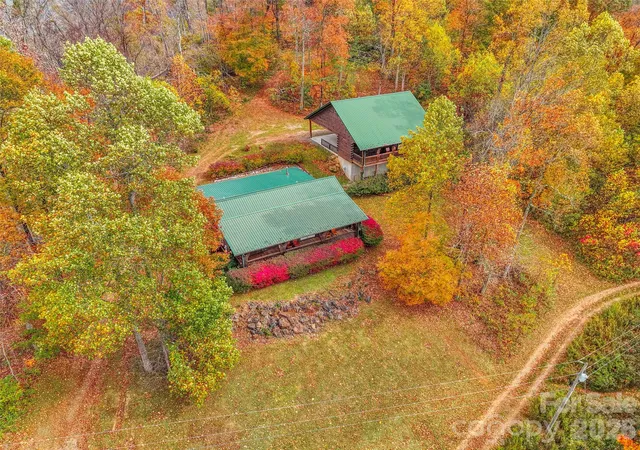 Photo 1 of Single family home for sale at 1447/1421 Ayers Mountain Rd, Greenmountain, NC 28740 | MLS# 4315855 | Listing updated on 2026-08-31