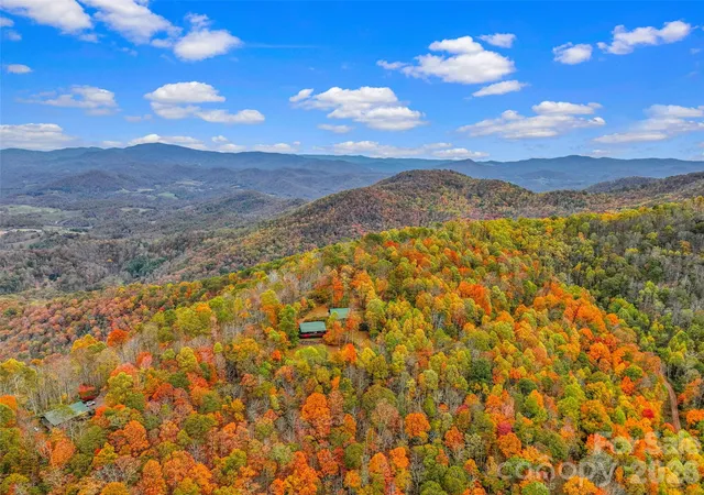 Photo 41 of Single family home for sale at 1447/1421 Ayers Mountain Rd, Greenmountain, NC 28740 | MLS# 4315855 | Listing updated on 2026-08-31