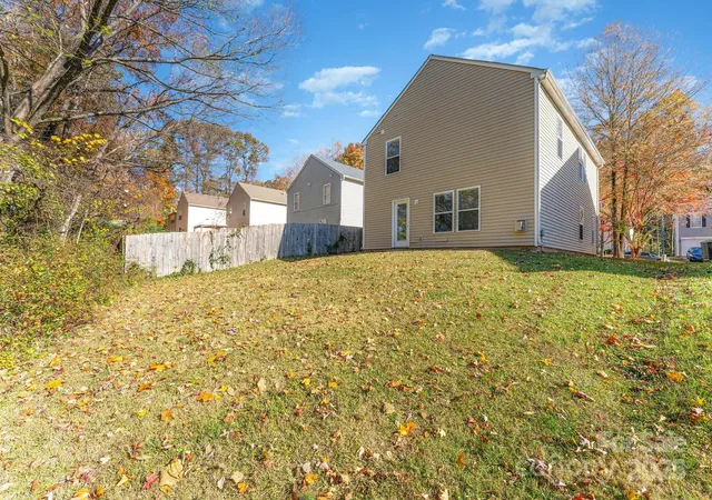 23rd image of 7601 Eben Dr, Charlotte, NC 28269 | MLS# 4315907