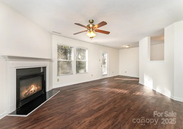 3rd image of 7601 Eben Dr, Charlotte, NC 28269 | MLS# 4315907
