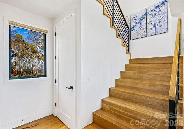 5th image of 15 Laurel Ledge Way, Fletcher, NC 28732 | MLS# 4316029