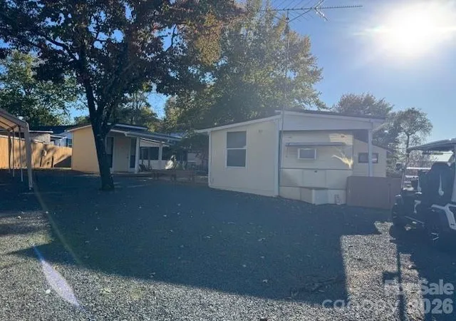 Photo 3 of Single family home for sale at 314 Lake Tillery Trl #74/75E, Mount Gilead, NC 27306 | MLS# 4316223 | Listing updated on 2026-10-02