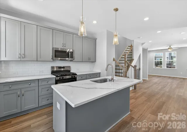 5th image of 1341 Walter Taylor Wy #EQX1976, Charlotte, NC 28206 | MLS# 4316241