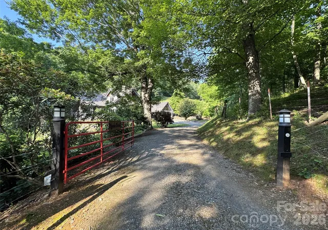 48th image of 99 Thistle Rdg, Canton, NC 28716 | MLS# 4316255