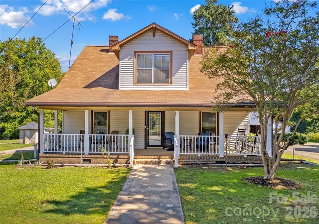 Photo 3 of Single family home for sale at 501 S Main St, Granite Quarry, NC 28146 | MLS# 4316463 | Listing updated on 2026-10-03