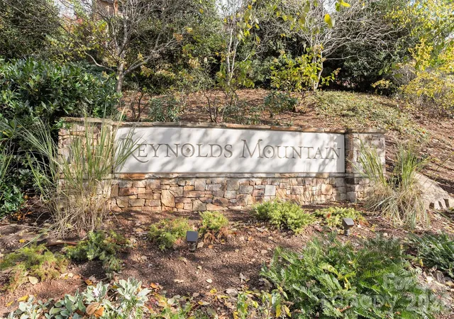 2nd image of 43 Summit Tower Cir, Asheville, NC 28804 | MLS# 4316482