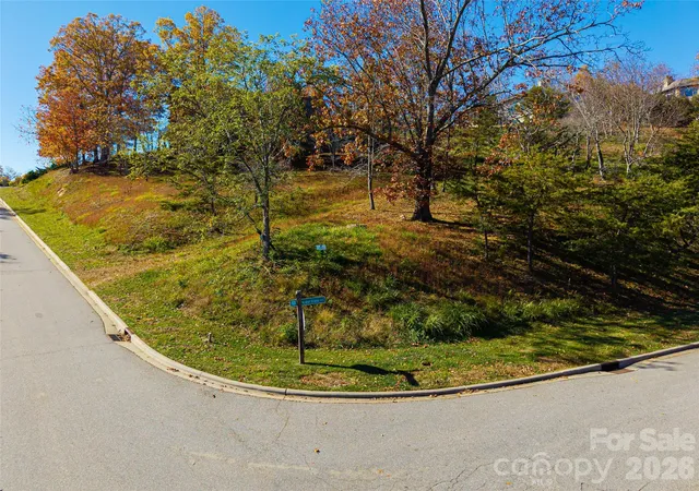 4th image of 43 Summit Tower Cir, Asheville, NC 28804 | MLS# 4316482