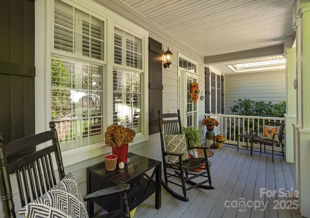Photo 3 of Single family home for sale at 115 Chancery Ct, Flat Rock, NC 28731 | MLS# 4317018 | Listing updated on 2026-09-22