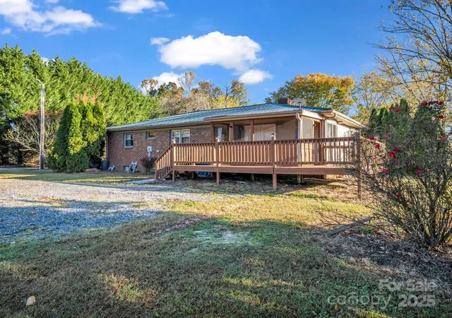 3rd image of 290 Stepp Mill Rd, Hendersonville, NC 28792 | MLS# 4317367