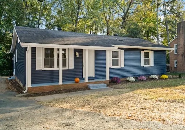2nd image of 6134 Mayridge Dr, Charlotte, NC 28215 | MLS# 4317517