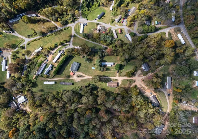 2nd image of 17 Hat Creek Dr, Asheville, NC 28806 | MLS# 4317652