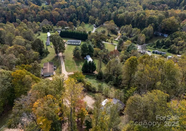 31st image of 17 Hat Creek Dr, Asheville, NC 28806 | MLS# 4317652