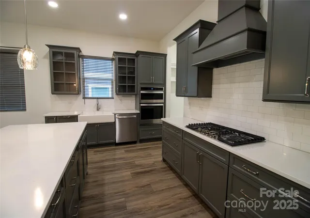 3rd image of 6642 Star Dr, Sherrills Ford, NC 28673 | MLS# 4317785