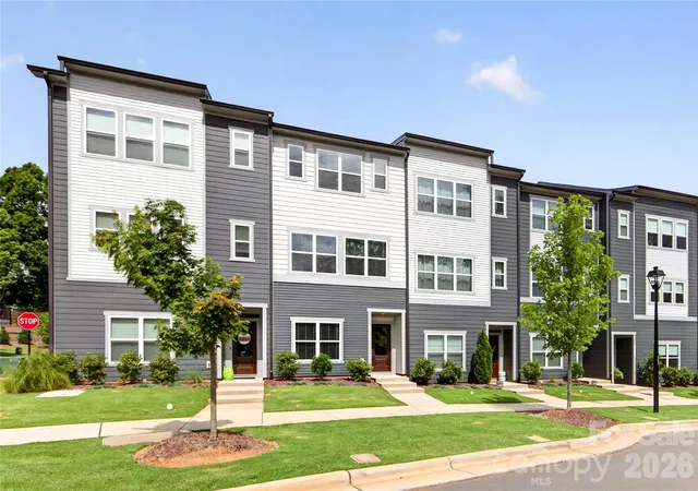 2nd image of 1530 Levy Way, Charlotte, NC 28205 | MLS# 4318066