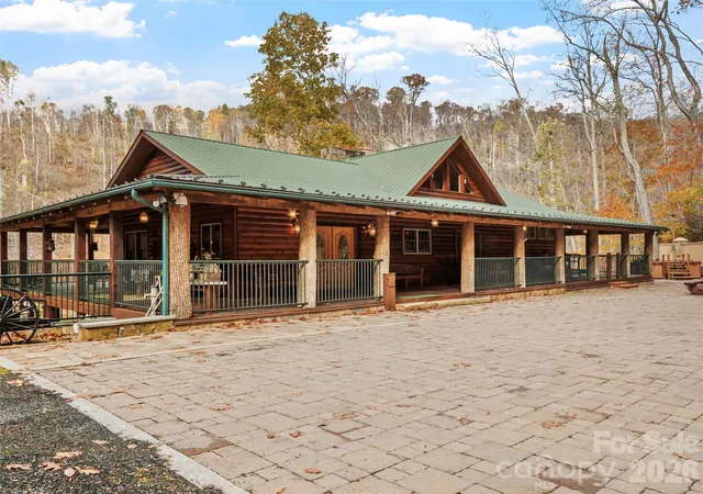 Homes for sale in Bakersville, NC | 90 Rogers Creek Dr, Bakersville, NC 28705 | MLS# 4318662