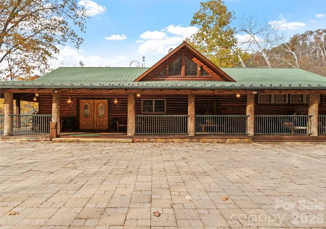 Homes for sale in Bakersville, NC | 90 Rogers Creek Dr, Bakersville, NC 28705 | MLS# 4318662