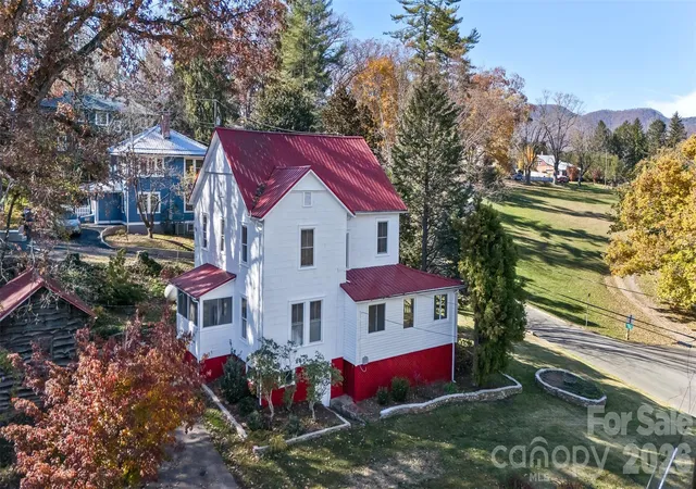 Photo 1 of Single family home for sale at 195 Terrace Dr, Canton, NC 28716 | MLS# 4319242 | Listing updated on 2026-09-17