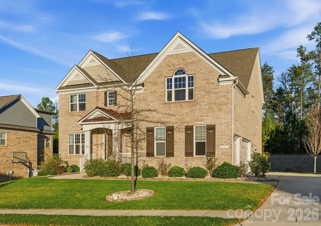 Homes for sale in Fort Mill, SC | 374 Hampton Trail Dr, Fort Mill, SC 29708 | MLS# 4319252