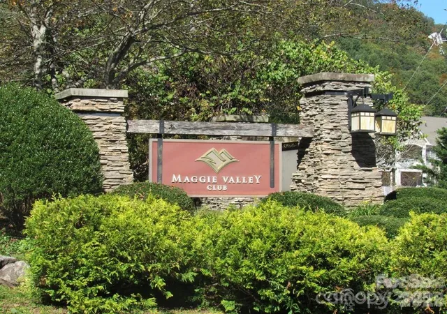 Photo 3 of Single family home for sale at 30 Brier Ln, Maggie Valley, NC 28751 | MLS# 4320298 | Listing updated on 2026-09-04