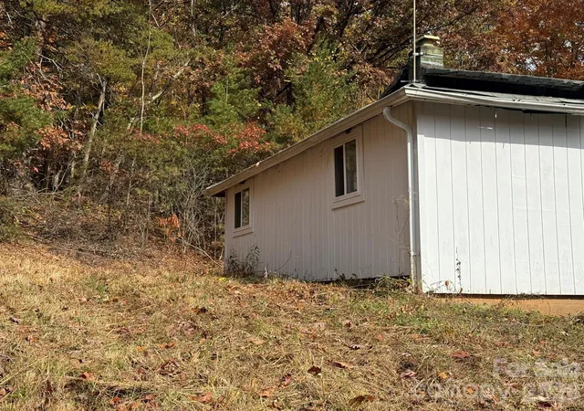 Photo 4 of Single family home for sale at 3102 Cove Rd, Union Mills, NC 28167 | MLS# 4320378 | Listing updated on 2026-09-14