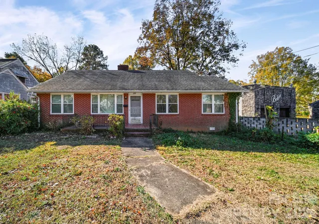 Photo 1 of Single family home for sale at 953 Fairmont Ave, Salisbury, NC 28144 | MLS# 4320438 | Listing updated on 2026-05-05