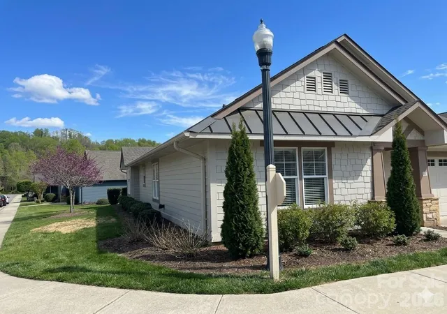 Photo 2 of Condo for sale at 53 Barn Owl Way, Hendersonville, NC 28792 | MLS# 4320814 | Listing updated on 2026-09-02